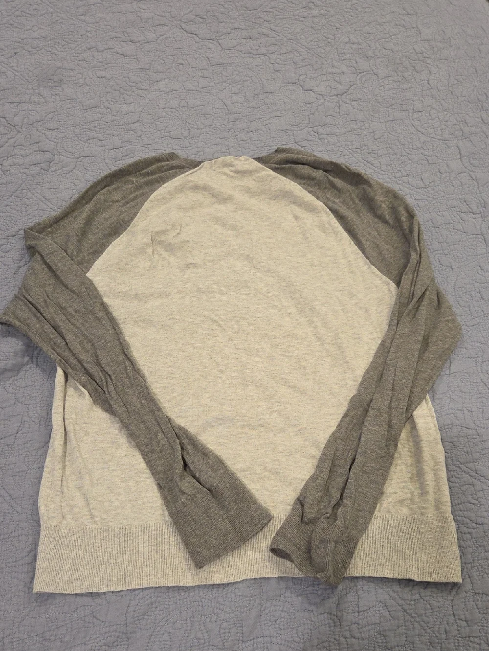 Banana Republic Two-Tone Gray Crewneck Sweater Size XL!